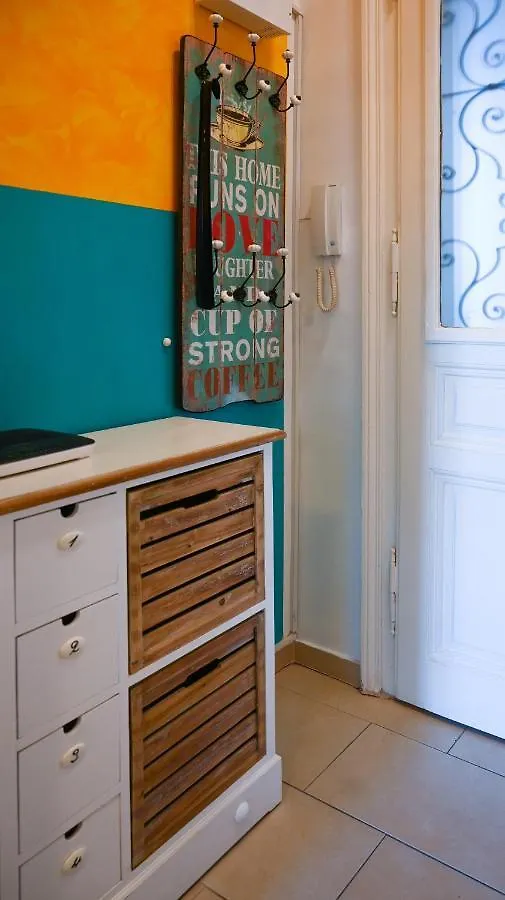 Bright Apartment Augarten Vienna